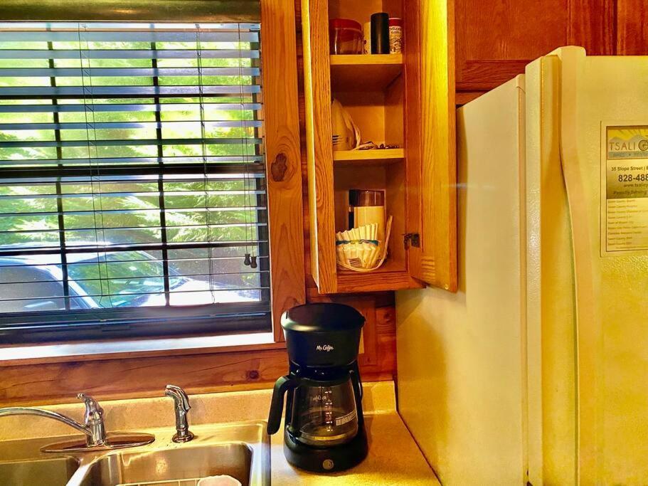 Good Life Cabin 2 Bryson City Exterior foto